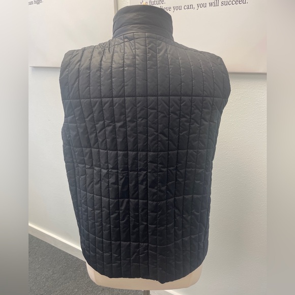 Eileen Fisher puffer L - Picture 2 of 4